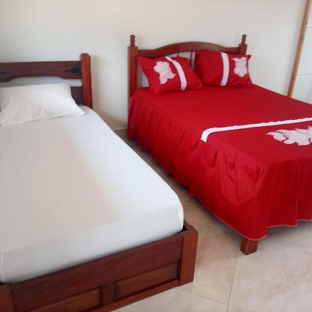 Casa Nova Com Piscina Proxima A Praia E Menos De 3Km Do Centro De Ubatuba Exterior foto